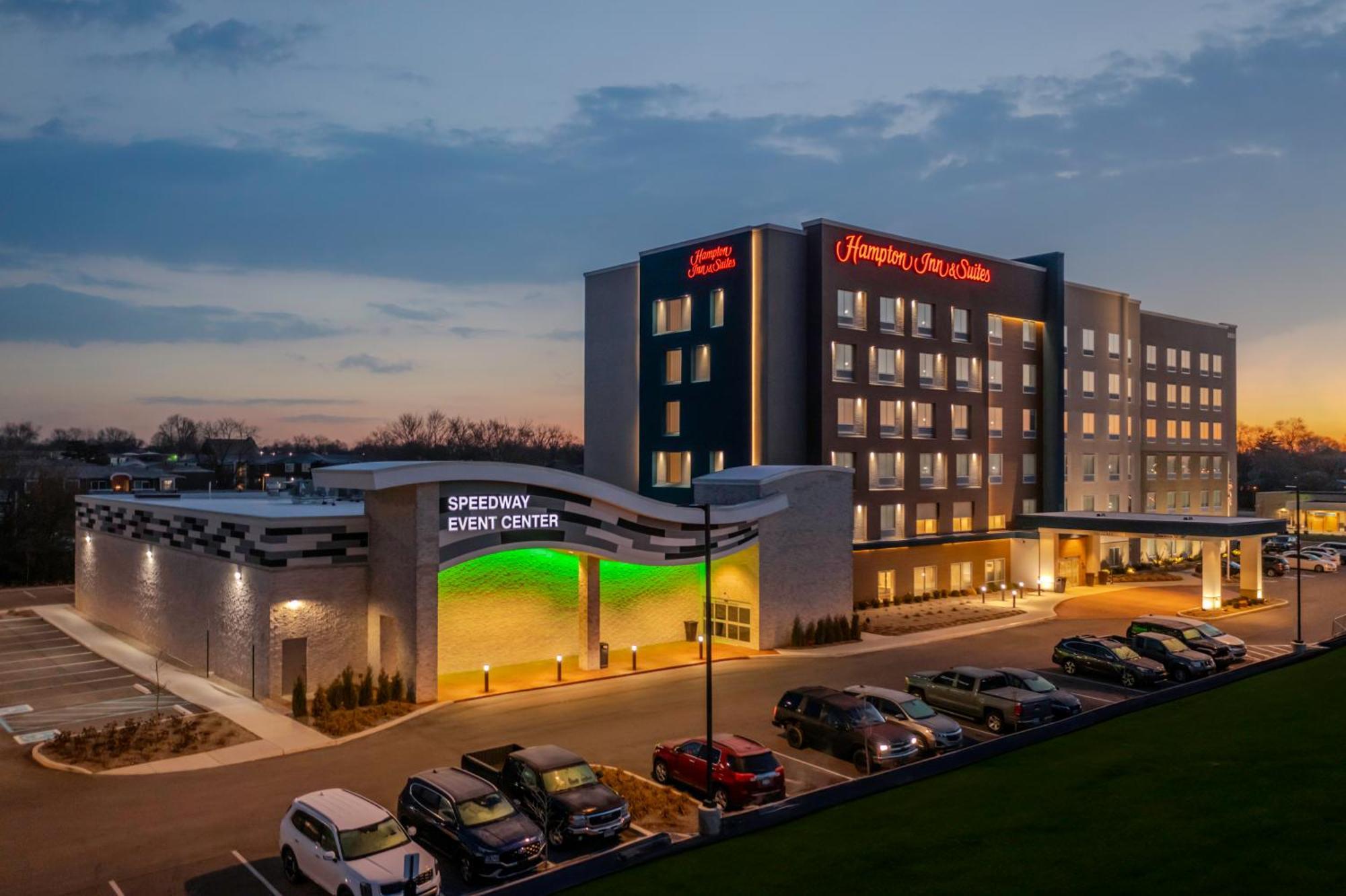 Hampton Inn & Suites Indianapolis West Speedway Buitenkant foto